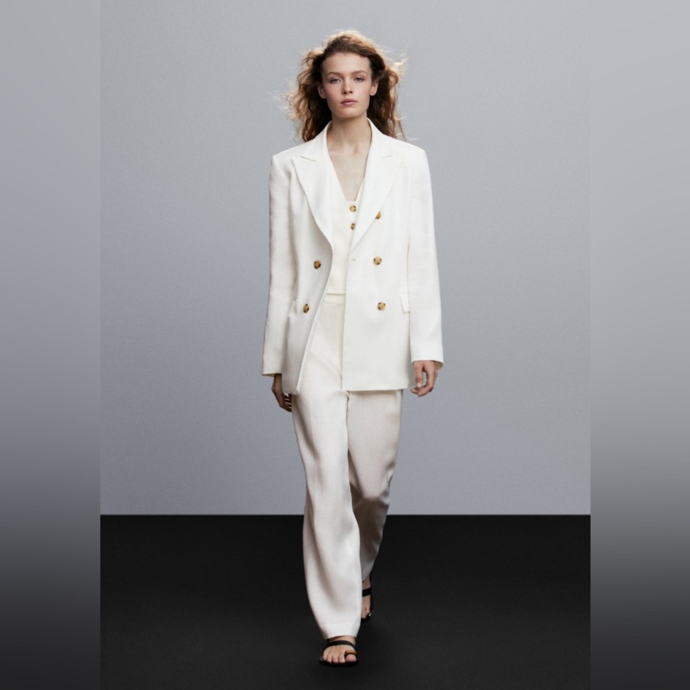 Massimo Dutti white blazer size USA 4